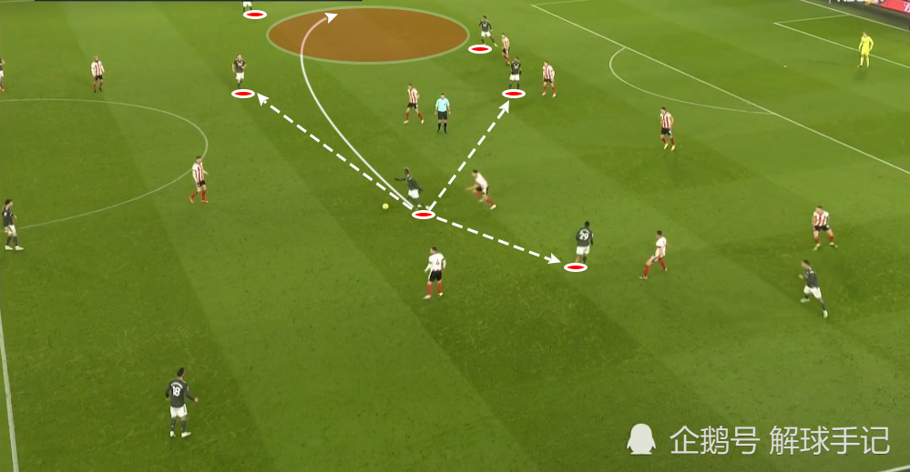 水晶宫定位球战术奏效,两记头槌击溃富勒姆防线  水晶宫定位球战术奏效,两记头槌击溃富勒姆防线