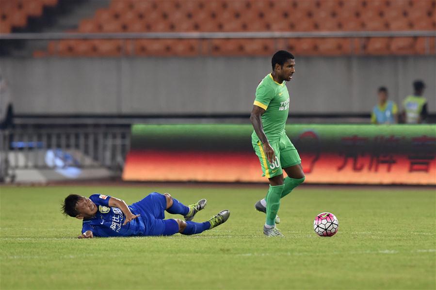 比勒菲尔德顽强斗志可嘉,绝平强敌保留保级希望  比勒菲尔德顽强斗志可嘉,绝平强敌保留保级希望