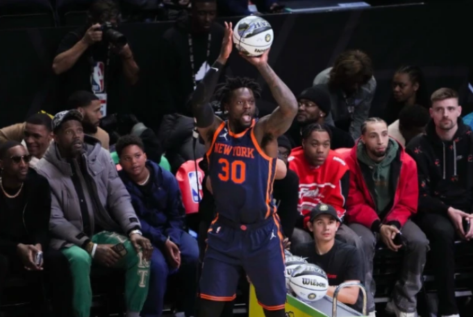 哈利伯顿三分如雨步行者客场大胜魔术登顶  哈利伯顿三分如雨步行者客场大胜魔术登顶