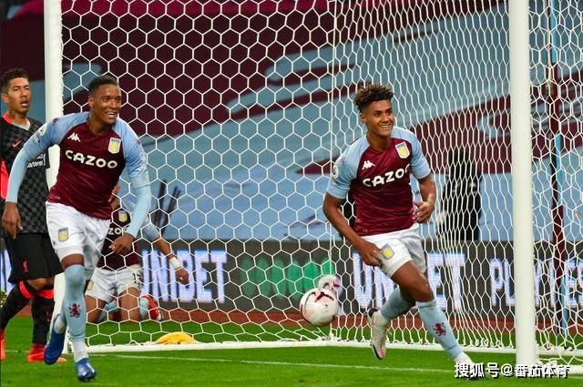 MK体育- 沃特金斯独造三球，维拉公园上演帽子戏法盛宴  